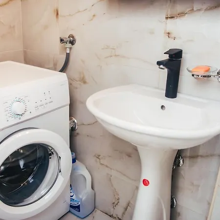 Aparment Theatre Apartment